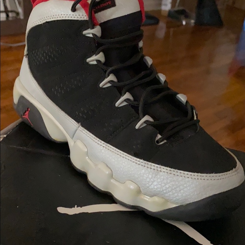 Jordan retro 9
